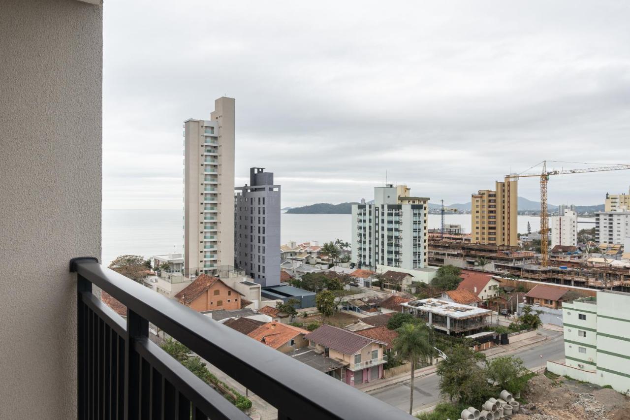 Apartamento Com Vista Mar, Ar-Condicionado, Wi-Fi Condominio Com Piscina, Quadra De Esportes Playground Infantil A 15 Minutos Do Beto Carreiro Piçarras Exterior foto